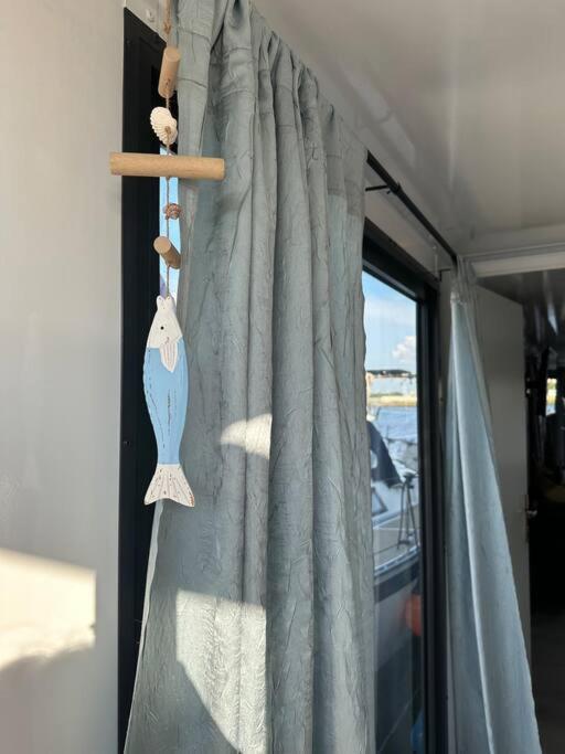 Premium Hausboot Trave Traum Διαμέρισμα Λίμπεκ Εξωτερικό φωτογραφία