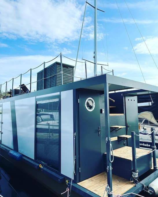 Premium Hausboot Trave Traum Διαμέρισμα Λίμπεκ Εξωτερικό φωτογραφία