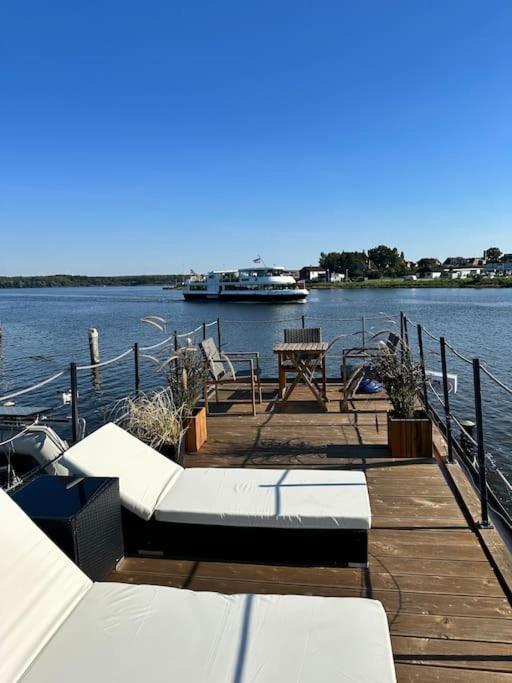 Premium Hausboot Trave Traum Διαμέρισμα Λίμπεκ Εξωτερικό φωτογραφία